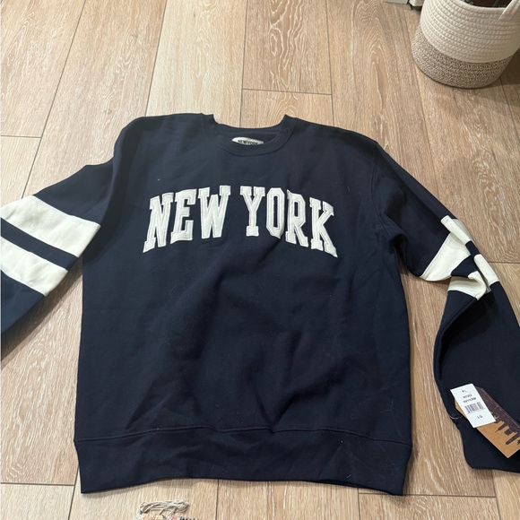 Sweaters - Navy Blue 'New York' Sweatshirt